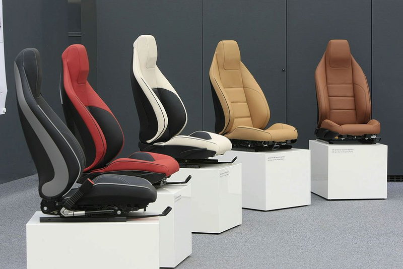 Illustration for article titled Mercedes AMG SLS Gullwing Teasers Show Off Simple, Sexy Interior